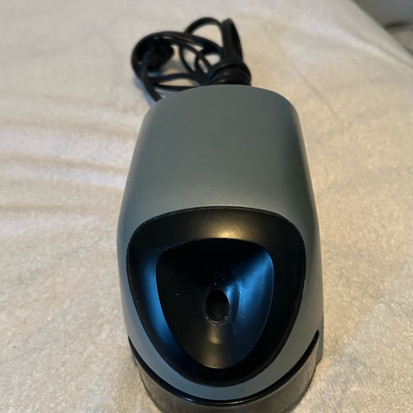 Staples Black and Gray Electric Pencil Sharpener - Picture 2 of 4